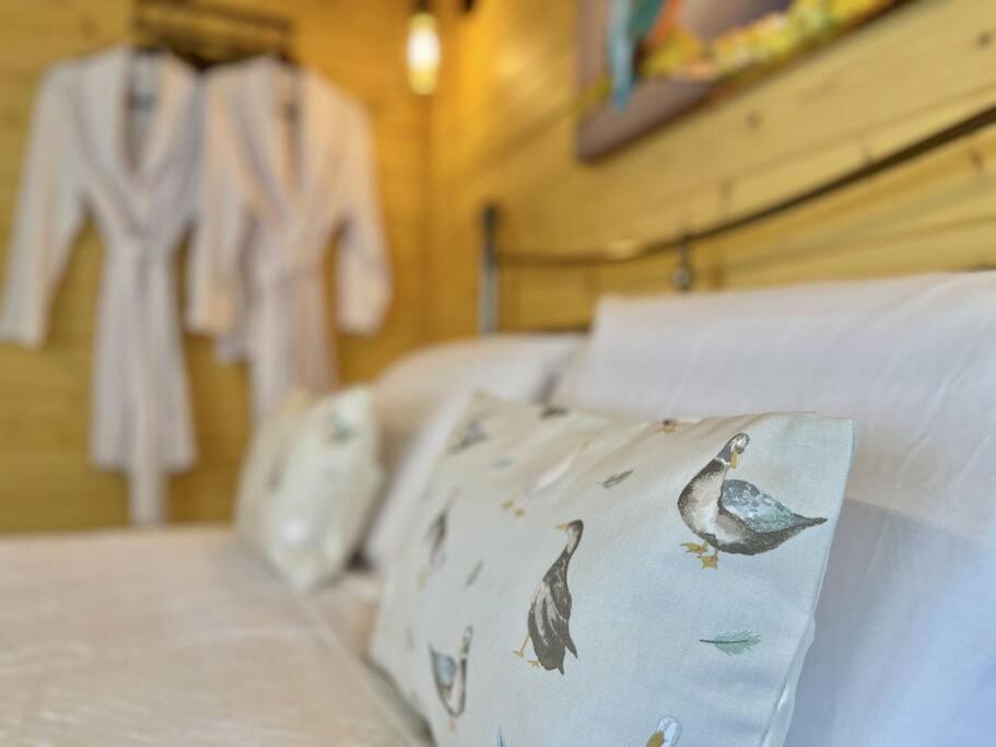 Willow Tree - Cosy In The Heart Of The Kent Countryside Littlebourne